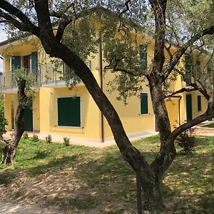 Ca' De L'achille Apartment